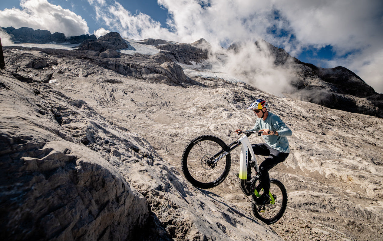 HAIBIKE HYBE – Carbon E-MTB with Race Components